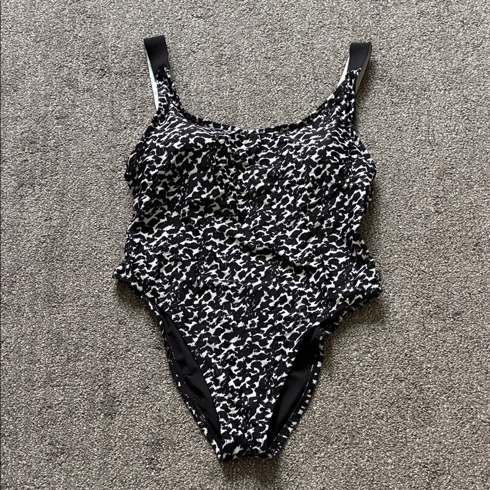 Black & White Printed Womens One-Piece Swimsuit